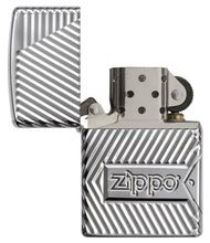Load image into Gallery viewer, Zippo Bolts Design

